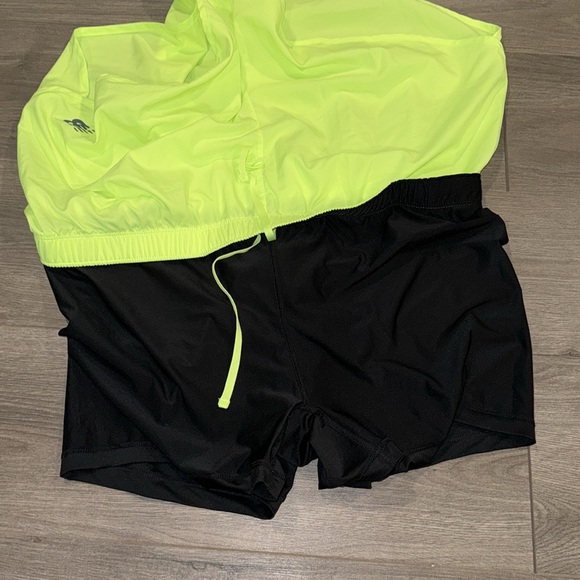 NWOT new balance running shorts xl - Picture 4 of 4